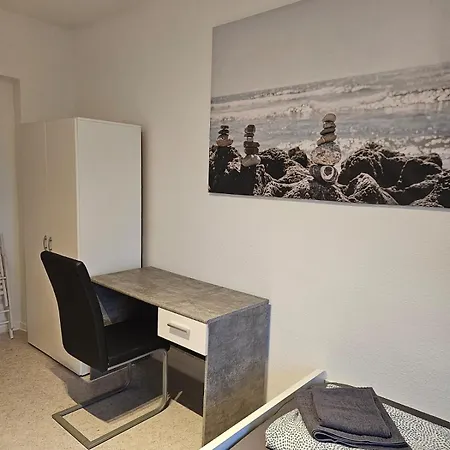 Bei Leipzig & Halle - 3 Schlafzimmer, Kueche, Bad * Leuna
