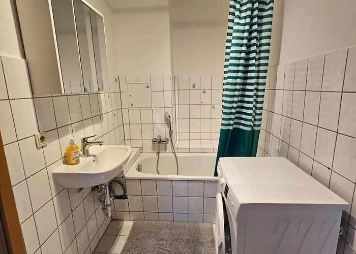 Appartamento Bei Leipzig & Halle - 2 Mit Je 3 Schlafzimmern, Kueche, Bad Leuna