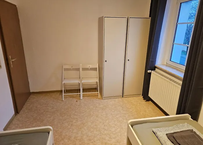 Appartamento Bei Leipzig & Halle - 2 Mit Je 3 Schlafzimmern, Kueche, Bad Leuna